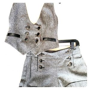 Express Wool Vest and Short Set. Size: 0